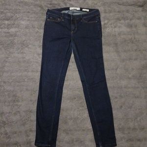 Hollister Low Rise Super Skinny Jeans size 7S